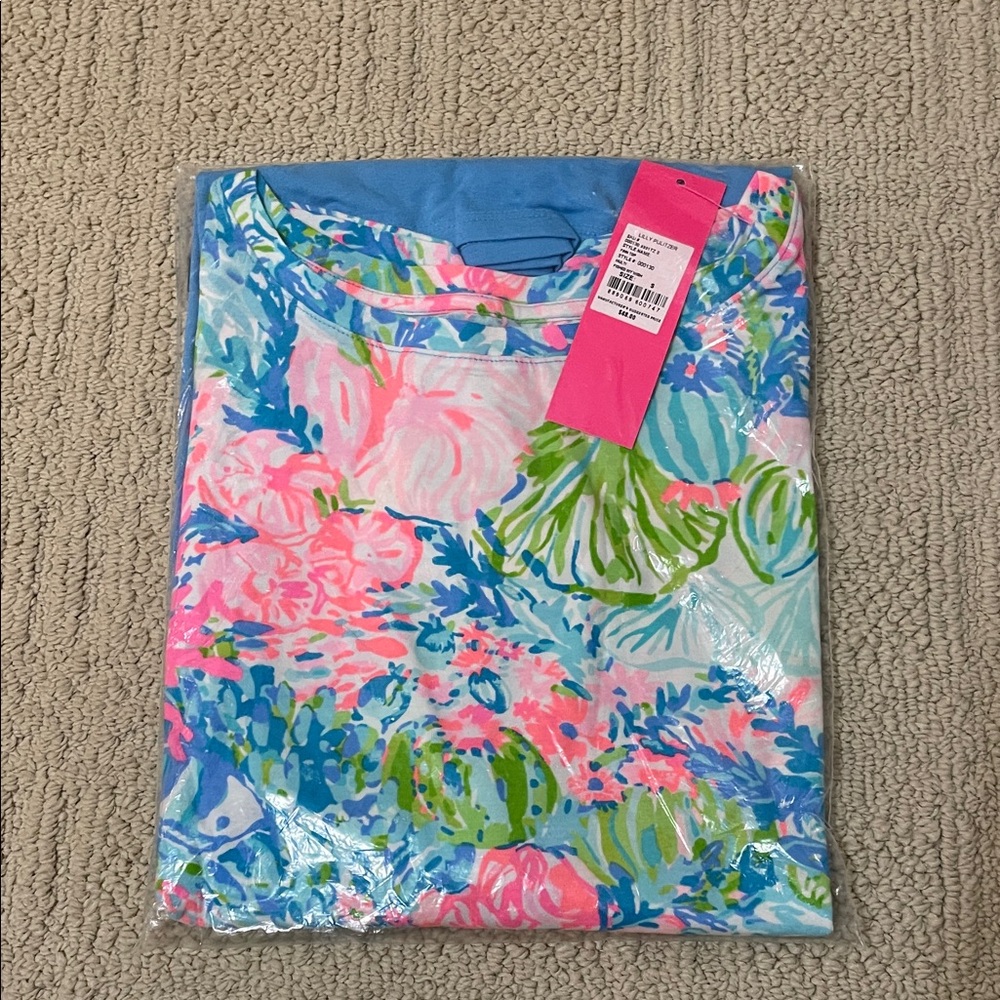 Lilly Pulitzer Finn Top size small NWT